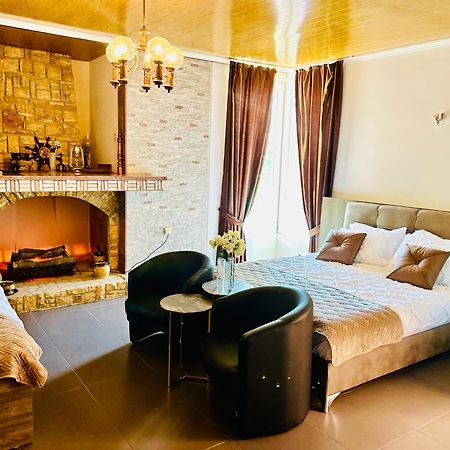 Hotel Lagadin Extérieur photo
