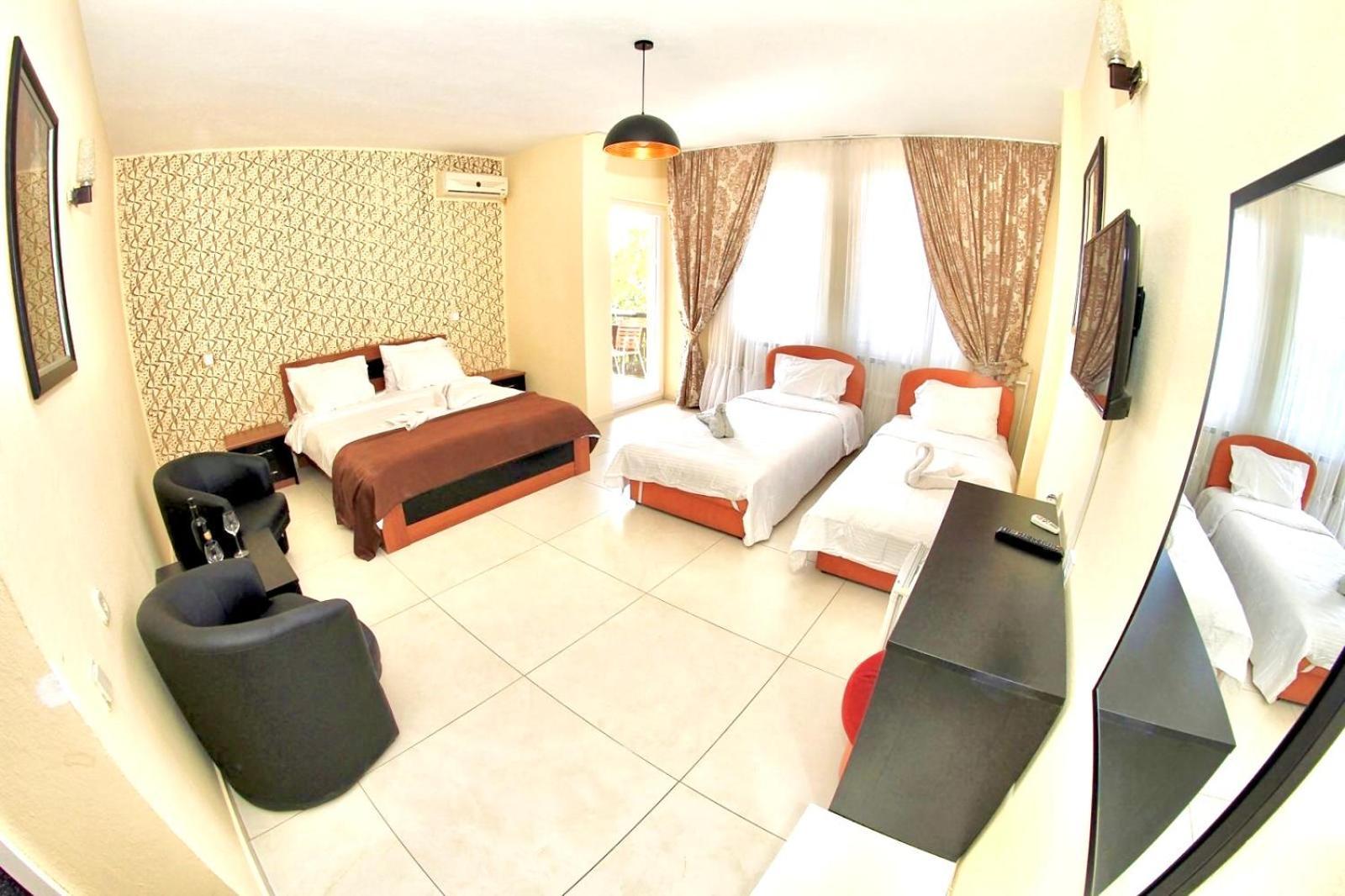 Hotel Lagadin Extérieur photo