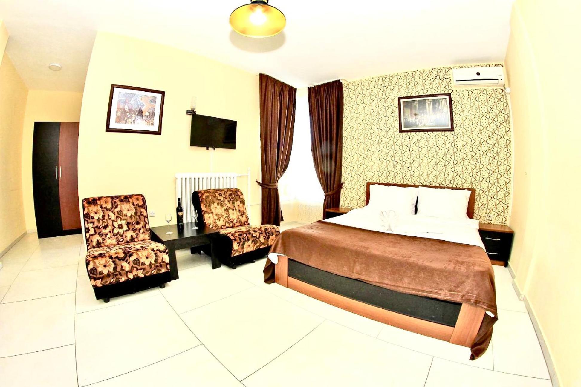Hotel Lagadin Extérieur photo