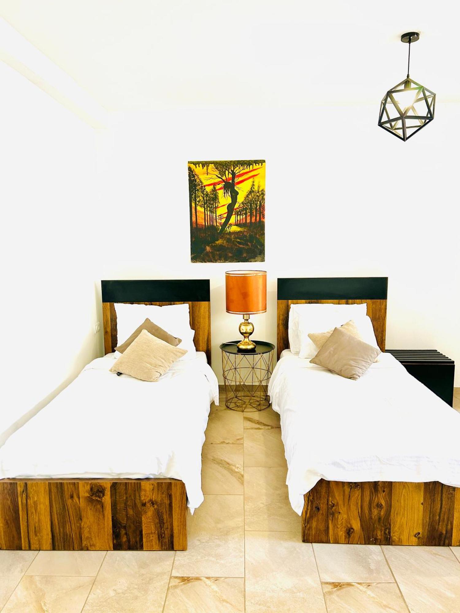 Hotel Lagadin Extérieur photo