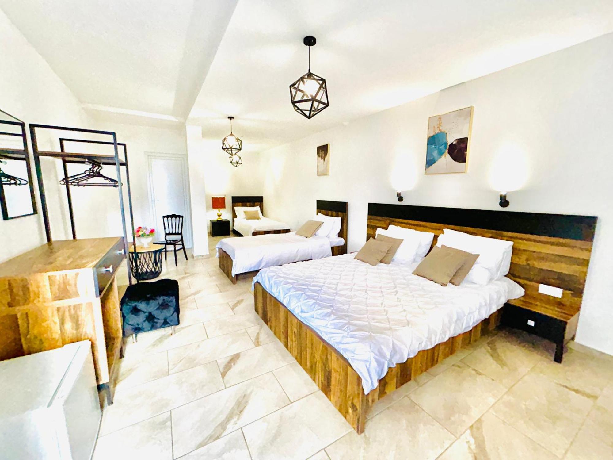 Hotel Lagadin Extérieur photo
