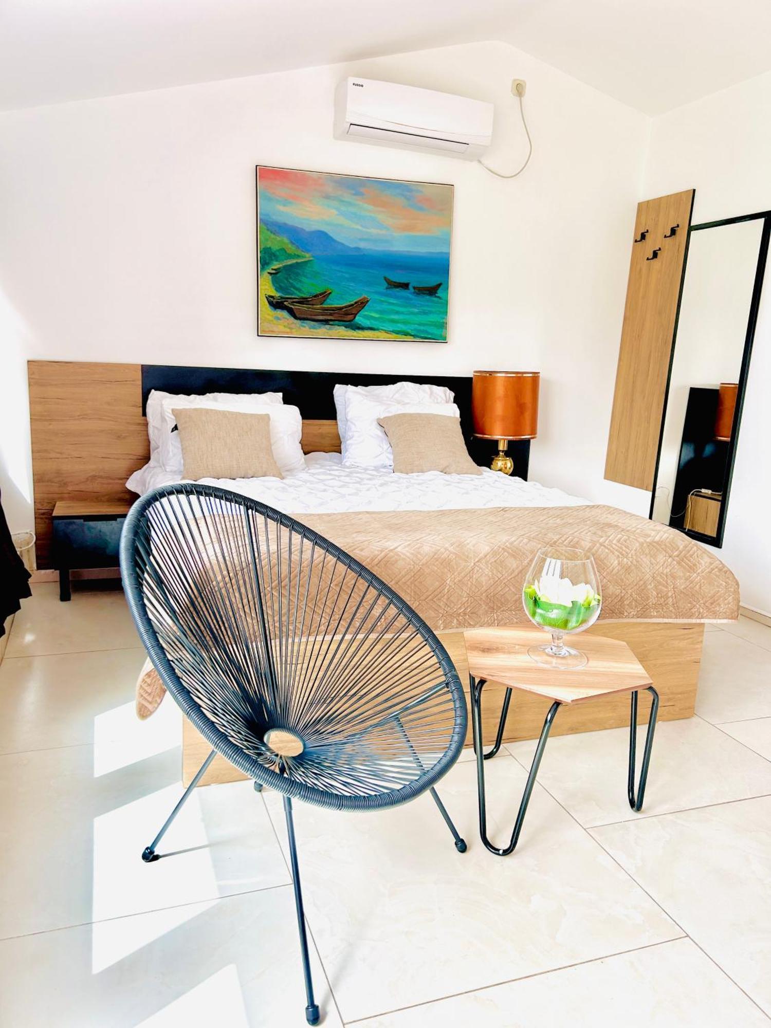 Hotel Lagadin Extérieur photo
