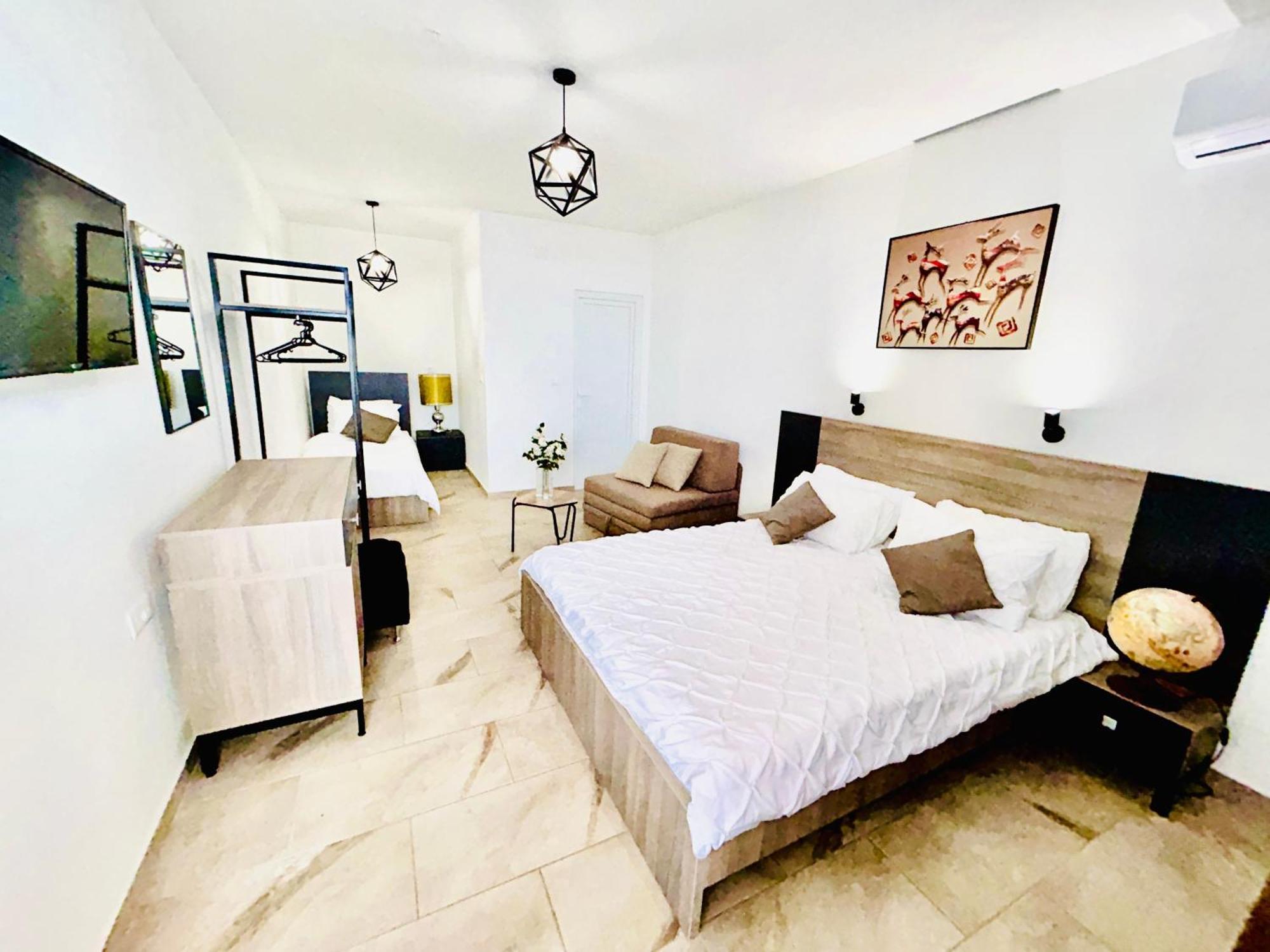 Hotel Lagadin Extérieur photo
