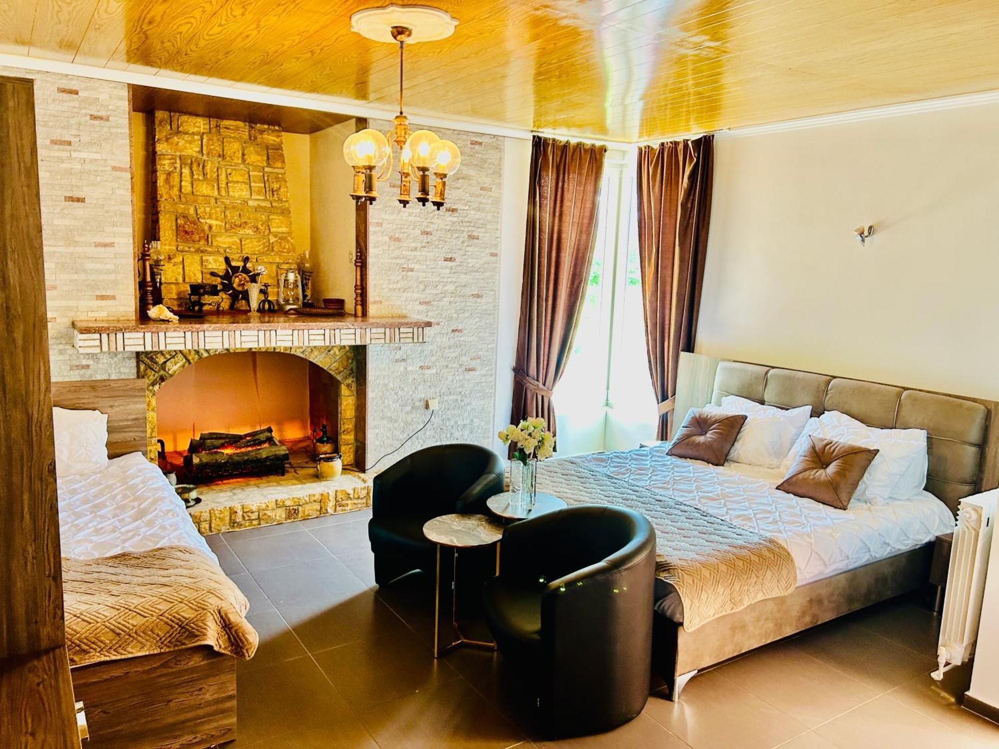 Hotel Lagadin Extérieur photo