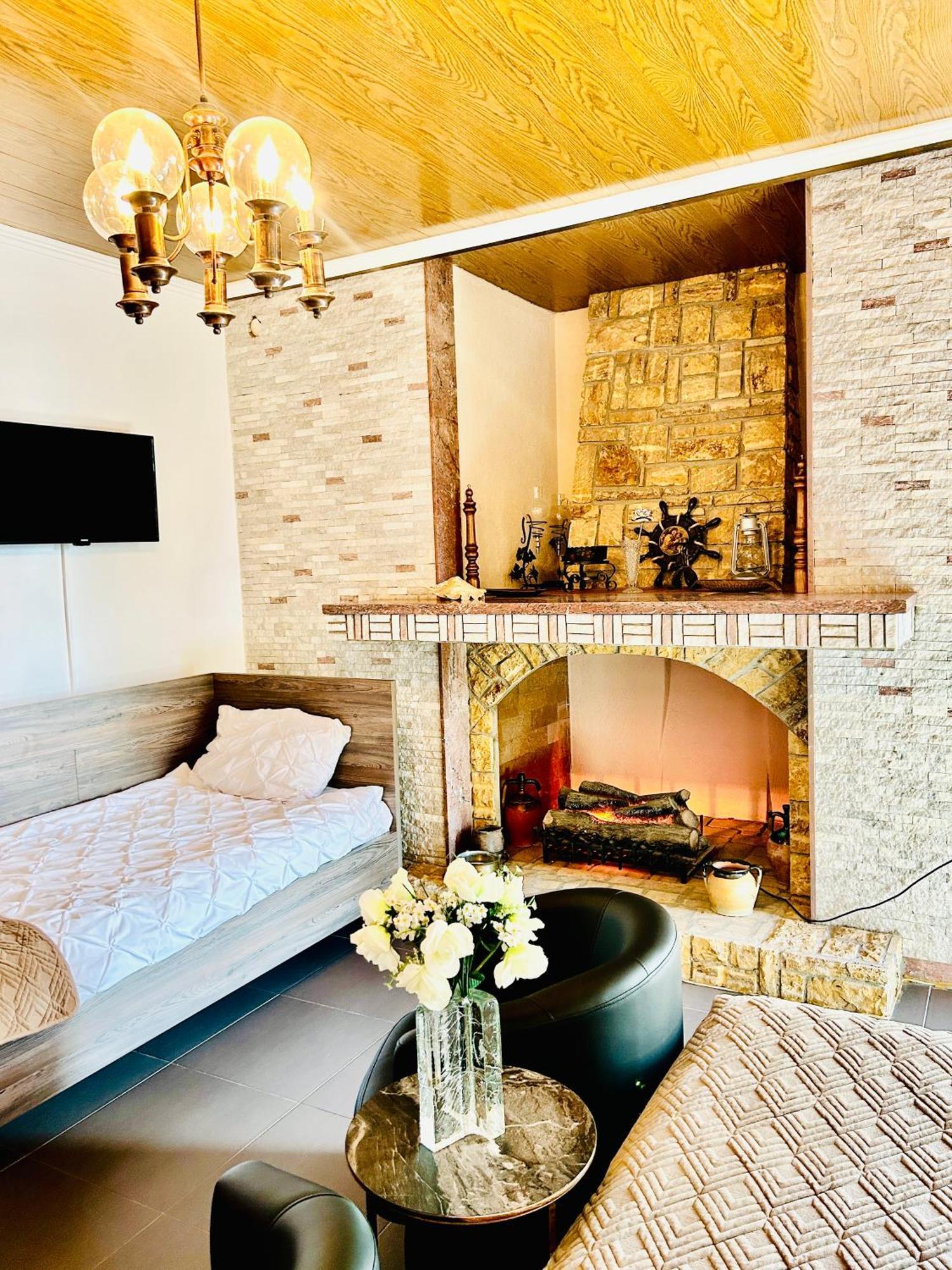Hotel Lagadin Extérieur photo